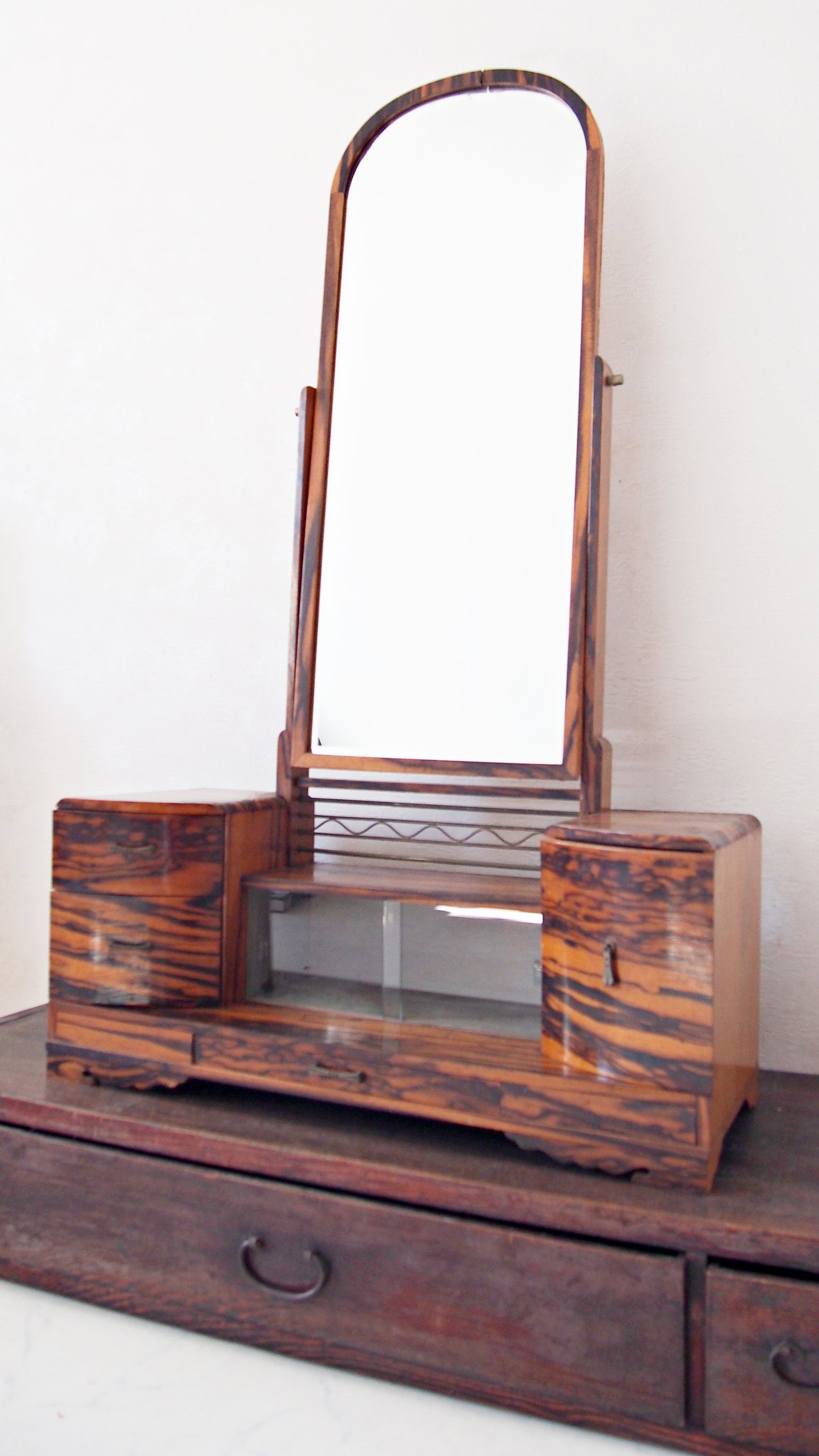昭和レトロ鏡台　Japanese Showa Mirror Vintage Japanese Kyodai Mirror Box — Wood, 1940, Showa Era (SKU