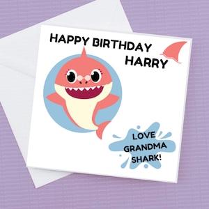 Tarjeta personalizada happy birthday Baby Shark de Grandma Shark