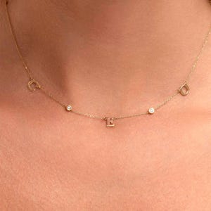 Collier initial en or massif 14 carats avec diamants, cadeau parfait pour elle, collier diamant personnalisé, cadeau fête des mères, cadeau collier lettre pour elle