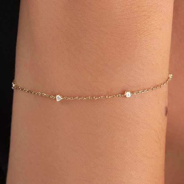 14K Solid Gold Diamond Station Bracelet for Women / Dainty Diamond Bracelet / Diamond Bracelet / 14K Real Solid Gold Jewelry / Gift for Her