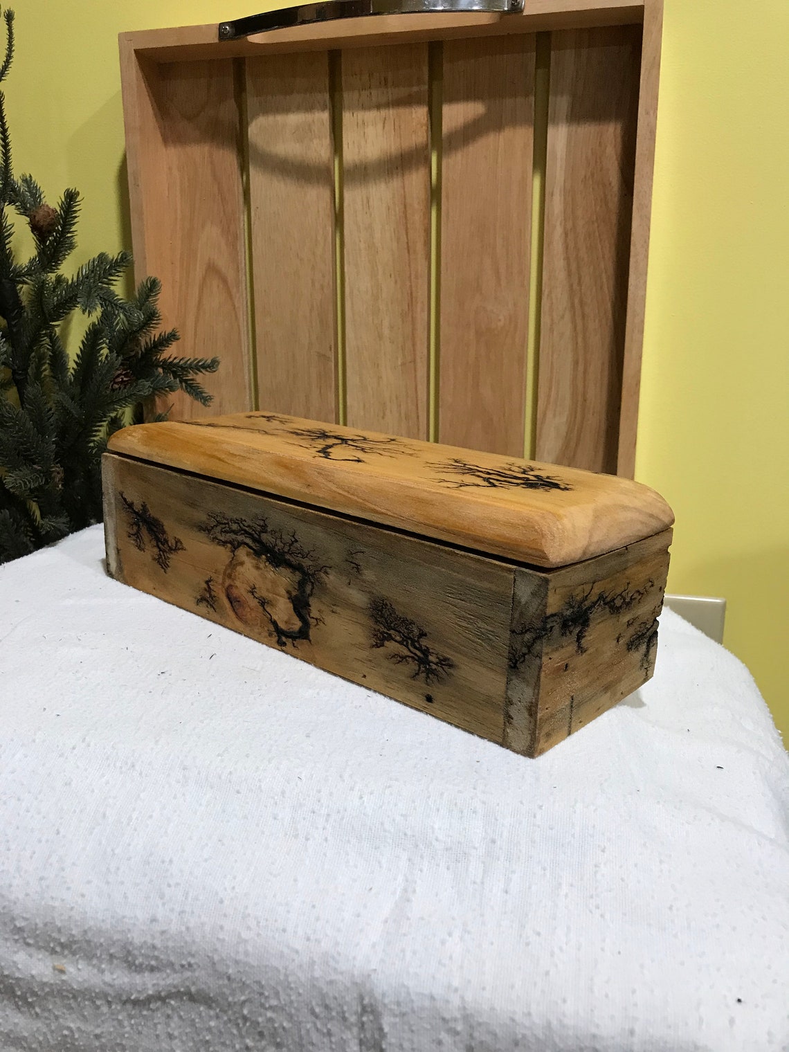 Caja de madera rústica audaz y hermosa Etsy