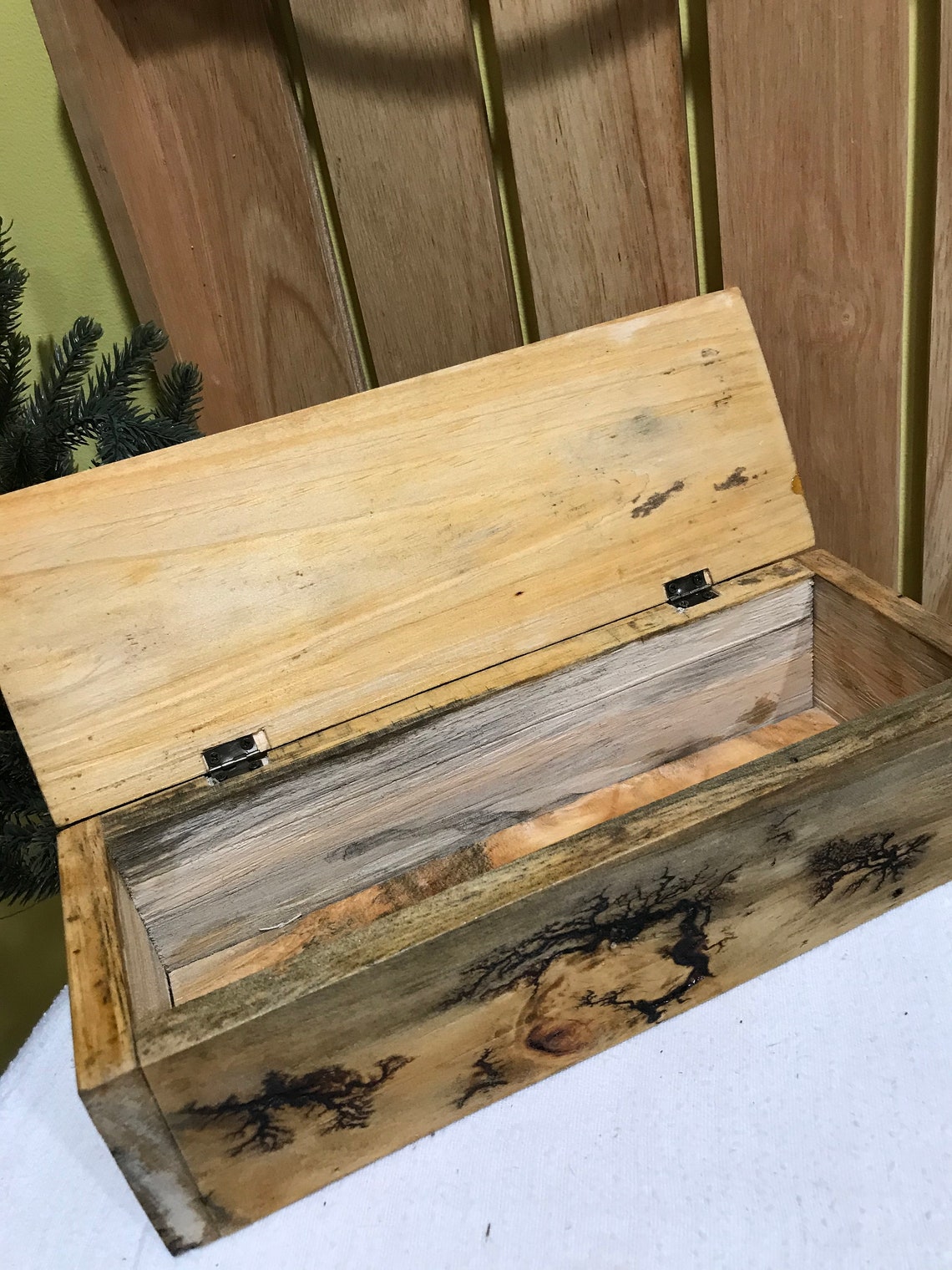 Caja de madera rústica audaz y hermosa Etsy