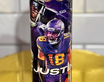 Minnesota Vikings Justin Jefferson w rzucie kulowym