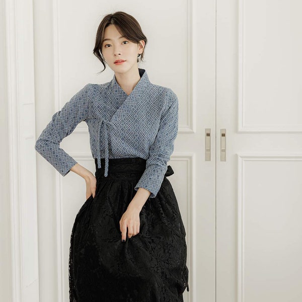 Hanbok Women Lace Blouse Jeogori Top, Korean Modern Hanbok Casual Party Dress Clothing for Women, Modernized Daily Hanbok Shirt Navy