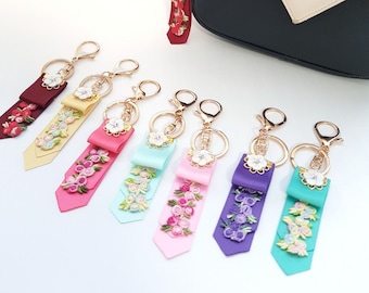 Daenggi Keychain, Beautiful Korean Traditional Hanbok Accessory, Flower embroidery Ribbon Ornament Keychain, Korea Traditional Keychain
