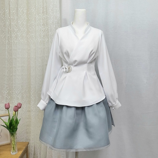 Hanbok Women Blouse Jeogori Top, Coréen Moderne Hanbok Casual Party Dress Vêtements pour femmes, Modernized Daily Hanbok Shirt White Color