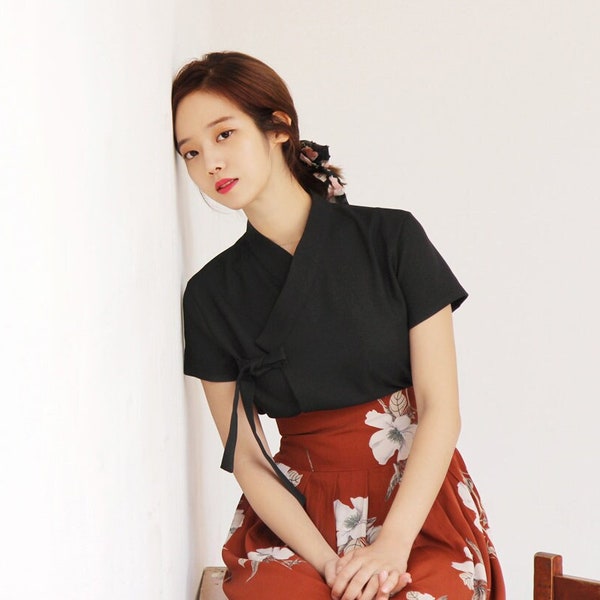 Hanbok Women Short Sleeve Blouse Jeogori Top, Korean Modern Hanbok Casual Party Dress Clothing, Modernized Daily Hanbok Shirt Black