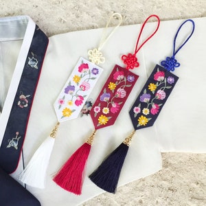 Norigae, Beautiful Korean Traditional Knot Hanbok Accessory, Flower embroidery Ornament Tassel Norigae, Korea Traditional Decorative Tassel