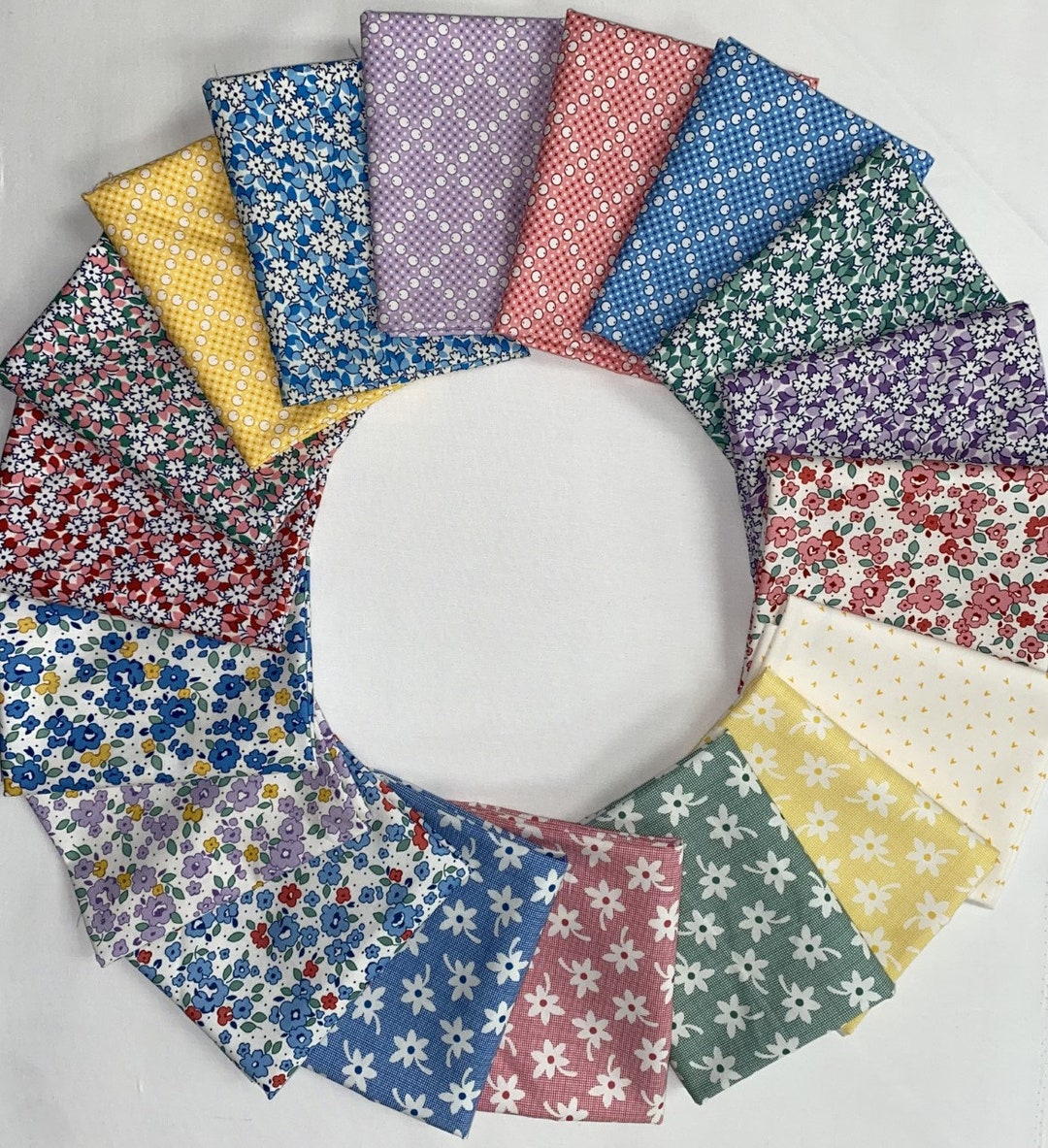 18 Fat Quarter Bundle Basket of Blooms by Darlene Zimmerman Etsy