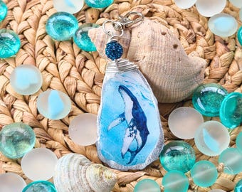 Humpback Whale Art - Oyster Shell Art - Handmade Creation - Sustainable Gift - Ocean Supporter - Oyster Shell Accessory - Unique Gift Idea