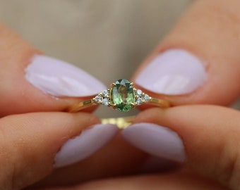 Klassieke verlovingsring met Sri Lanka groene saffier & echte diamant of CZ, sierlijke massief gouden cluster, gecertificeerde edelsteen vrouwen sieraden 226