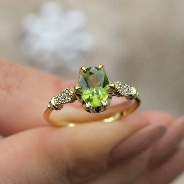 Vintage Style Peridot Filigree Ring in 14K 8K Solid Gold, Tiny Diamond Trapeze Band, Art Deco Women Jewelry, August Birthstone Gift Idea 77