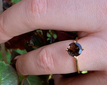 8 mm Smokey Topaz Dainty Ring, December Birthstone, 1.86 ct Round Shape in 14K Gold, Genuine Gemstone, Best Gift for Her, Handmade Ring