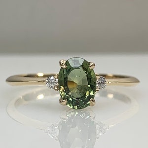 Anillo de compromiso delicado de zafiro verde clásico con diamantes, piedra preciosa genuina certificada de Sri Lanka, oro macizo de 14 qt, piedra de nacimiento de septiembre