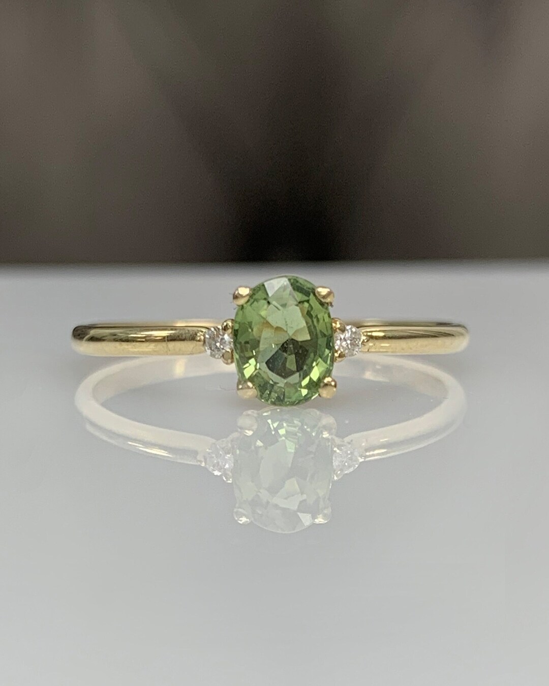Minimalist Certified Sri Lanka Green Sapphire Engagement Ring With ...