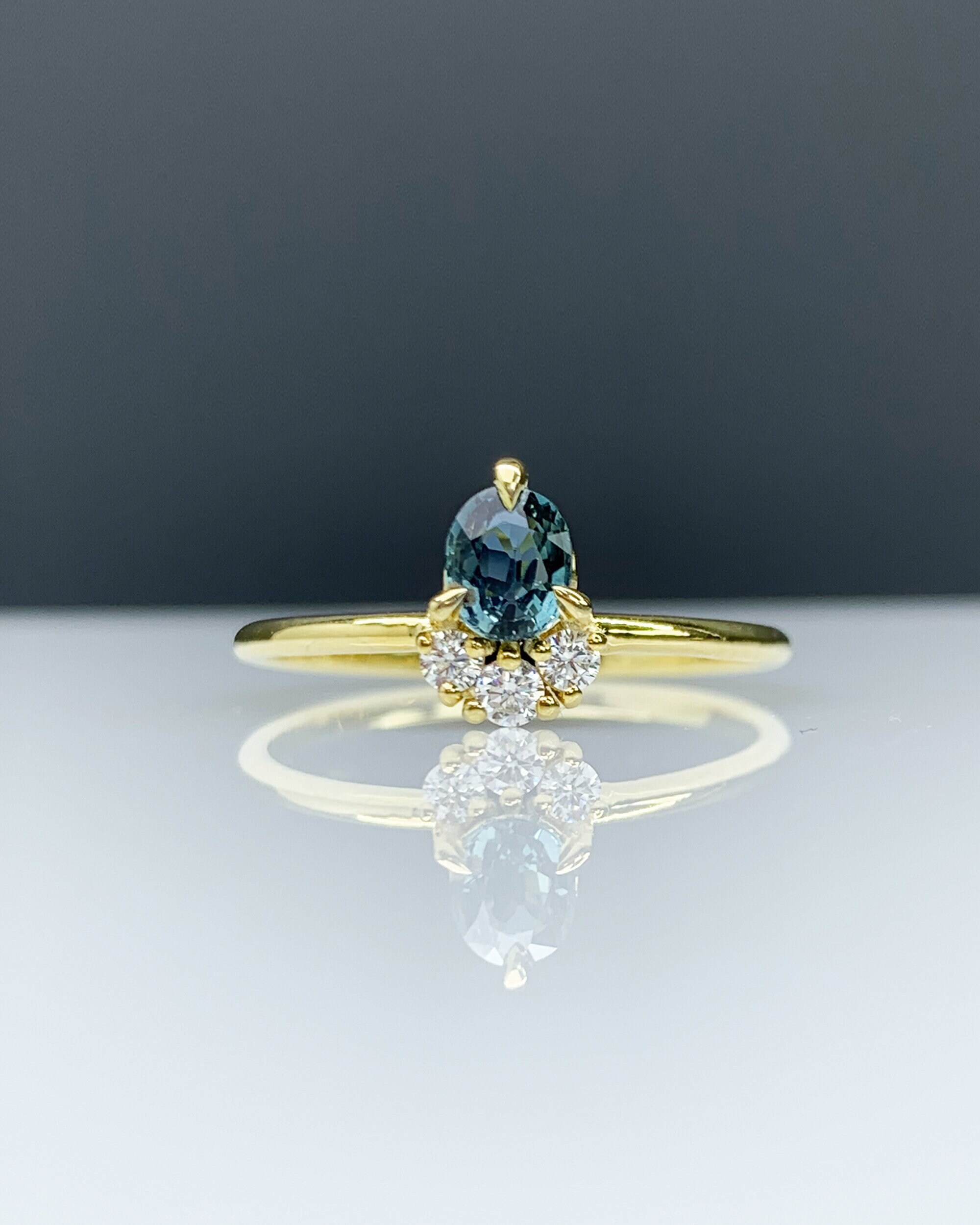 認定モンタナブルーサファイア3ダイヤモンドセミハローリング