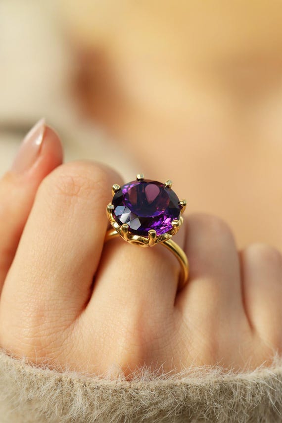 16mmパープルアメジスト婚約指輪、ゴールド/シルバーソリティアリング 