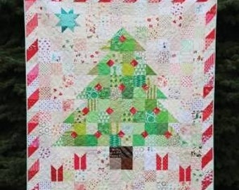 Happy Christmas Quilt Pattern by Holly Lesue for Maker Valley (Physical Copy)