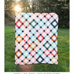 The Ivy Quilt Pattern by Kitchen Table Quilting (Physical Copy)