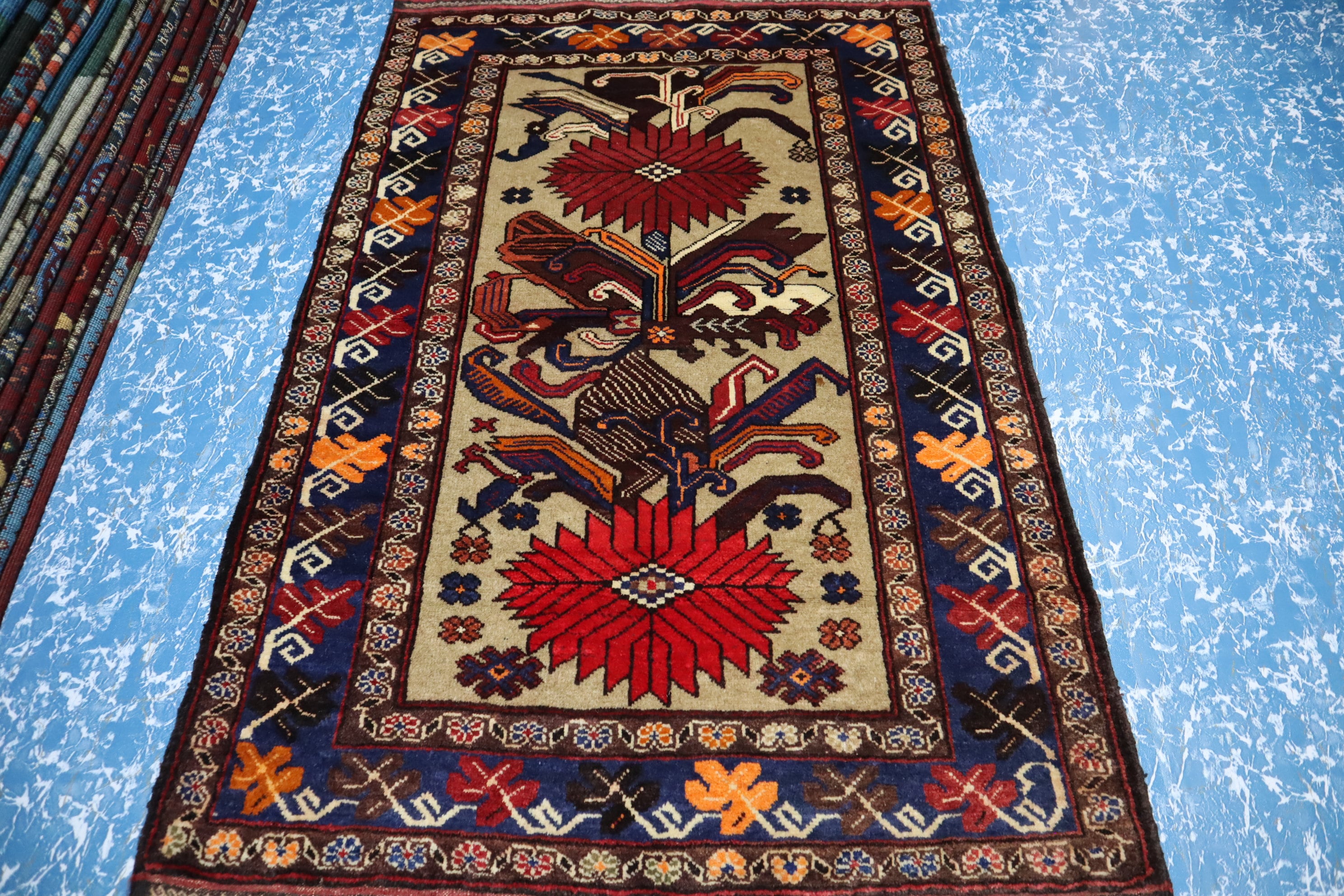 花柄ヴィンテージラグ 2'11 x 4'8 ft アフガニスタン製ハンドメイド