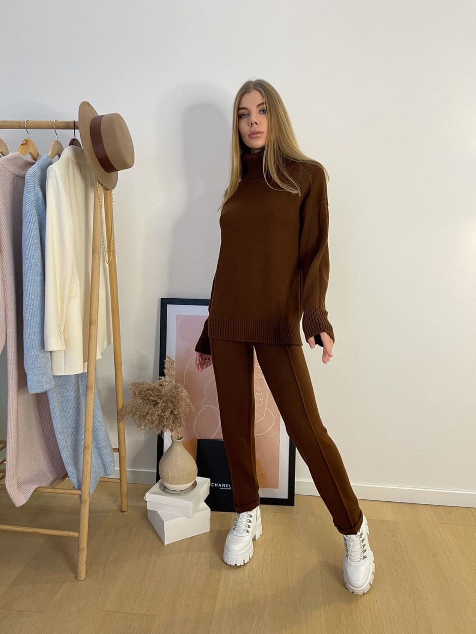 Knitted cashmere chocolate color suit for women Cashmere | Etsy