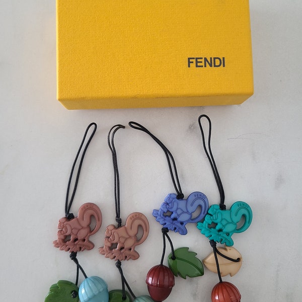 Auténtico bolso Fendi Squirrels, accesorio para teléfono, juego de abalorios acrílicos.