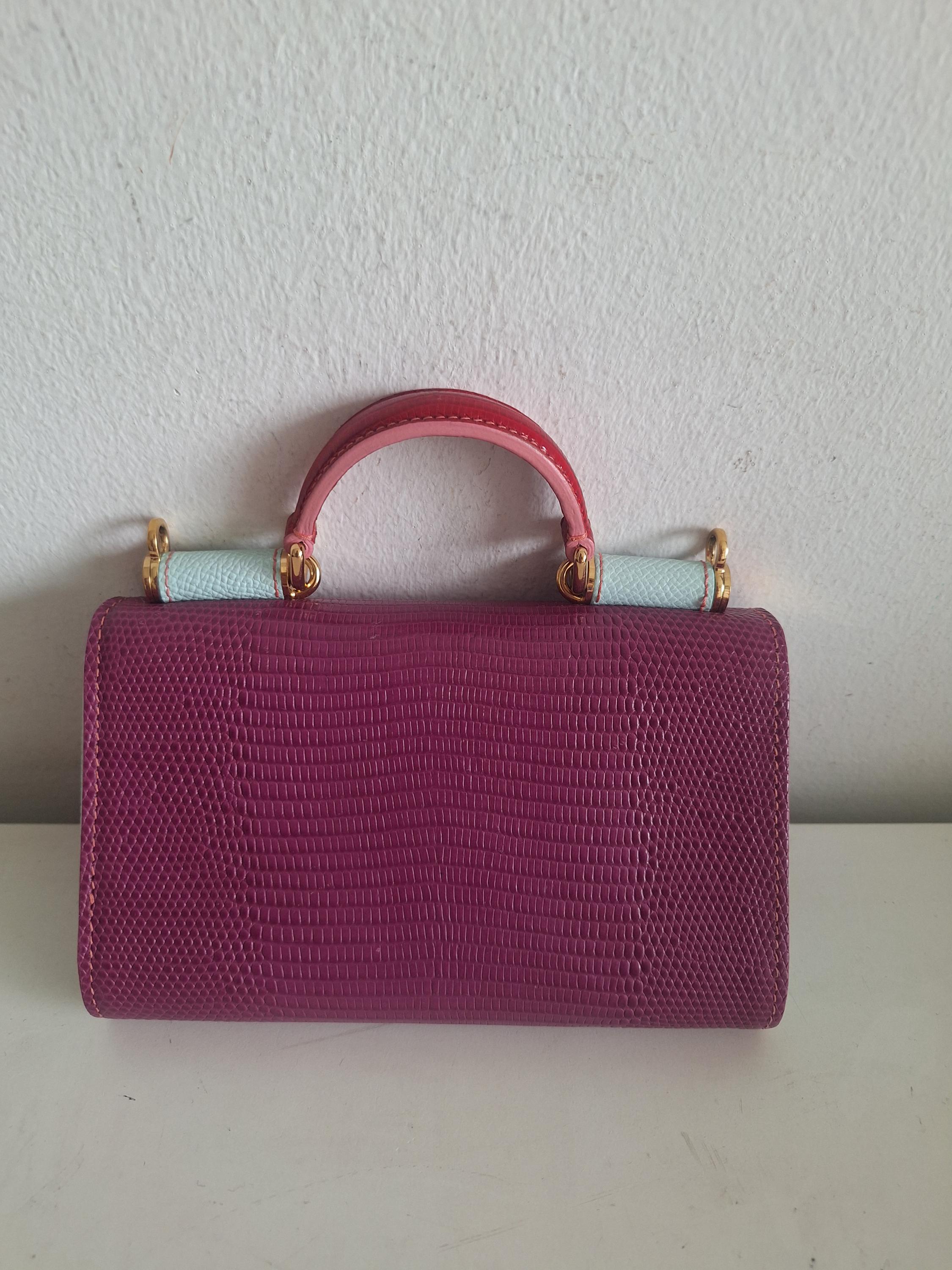 ショルダーバッグ・ポシェット Dolce & Gabbana Purse - Dolce&Gabbana - Leather - Pink 3.5 crossbody bag in Pink for Women | Dolce&Gabbana® US