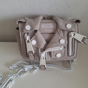 Mini veste motard en cuir d'agneau Moschino édition limitée