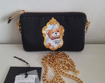 Moschino Teddy bear ジップ式ミニウォレット Moschino Teddy bear ジップ式ミニウォレット