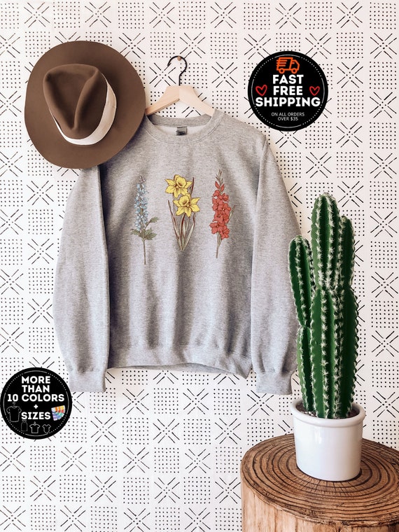 Custom Birth Month Flower Sweatshirt, Personalized Flower Sweatshirt, Cottagecore Sweatshirt, Mothers day Gift Idea, Plant MomShirt