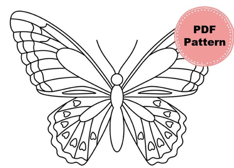 Puede incluir: Contorno de mariposa en blanco y negro con intrincados dise&ntilde;os en las alas. La imagen incluye el texto "PDF Pattern" en un c&iacute;rculo rosa, indicando una descarga digital. Ideal para proyectos de manualidades o colorear.