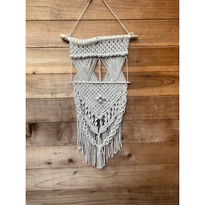 Macramé Wall Hanging on Driftwood