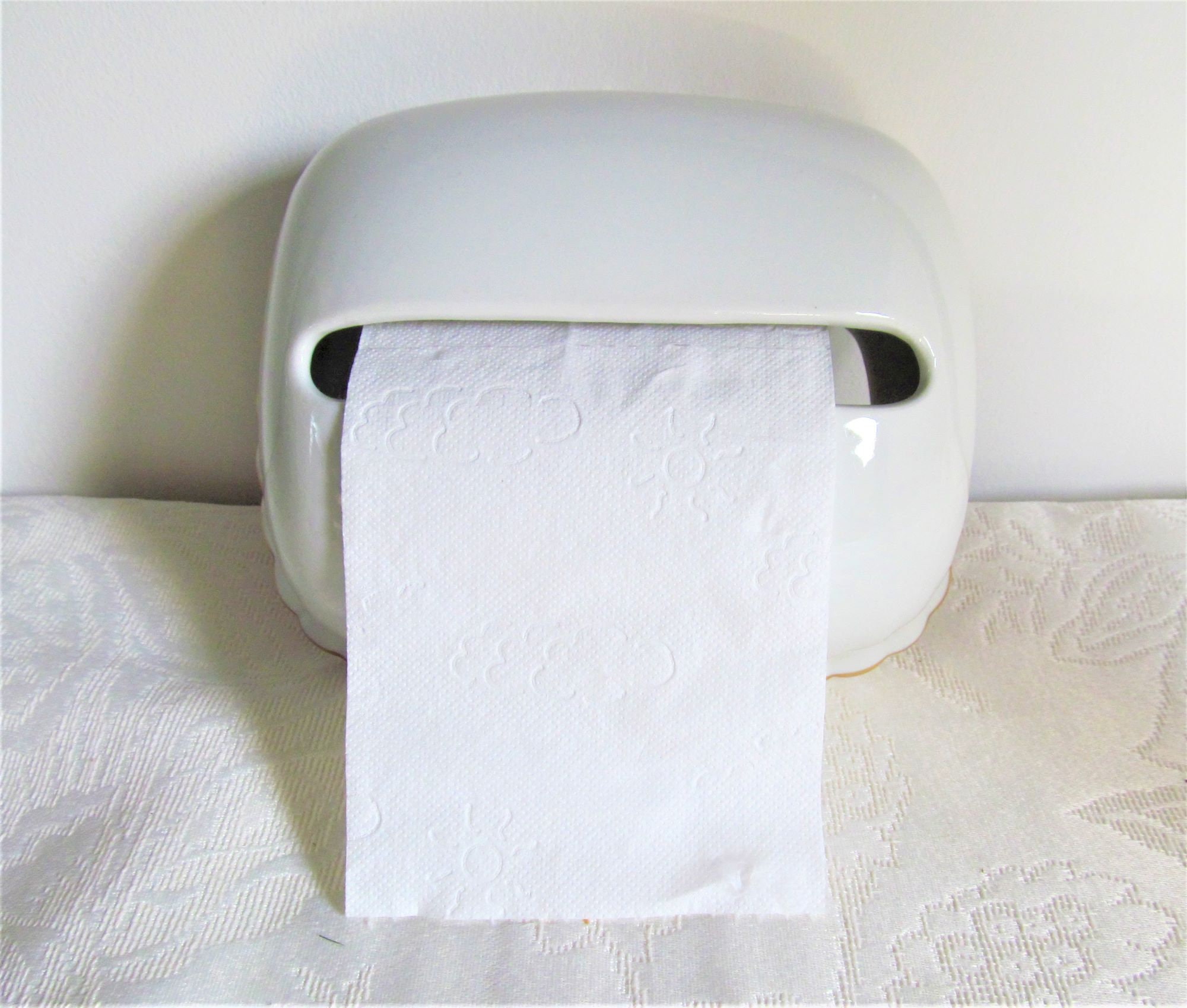 Paper roll holder porcelain