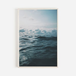 Deep Blue Ocean Scenery, Modern Ocean Decor, Deep Blue Waters Photo, Lost At Sea, Coastal Home Decor, Tropical Ocean Printable