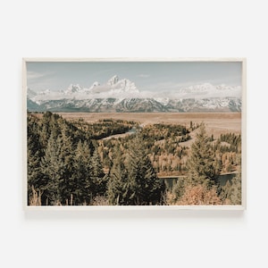Fluss durch Bäume, Grand Teton Mountains, Wyoming Landschaft, bewaldetes Flussbett, Grand Teton River Poster, rustikale Wohnkultur