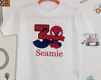 T-shirt de super-héros d'araignée | Sweat-shirt d'anniversaire pour enfants | Broderie personnalisée | 3e anniversaire | Tout âge