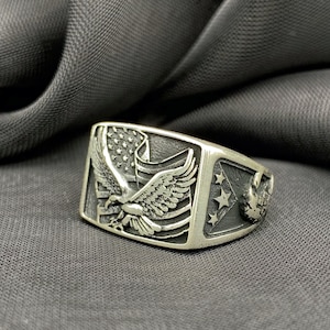 925 Sterling Silver USA Flag & American Eagle Figure Men’s Ring. Liberty Theme Patriot Ring.
