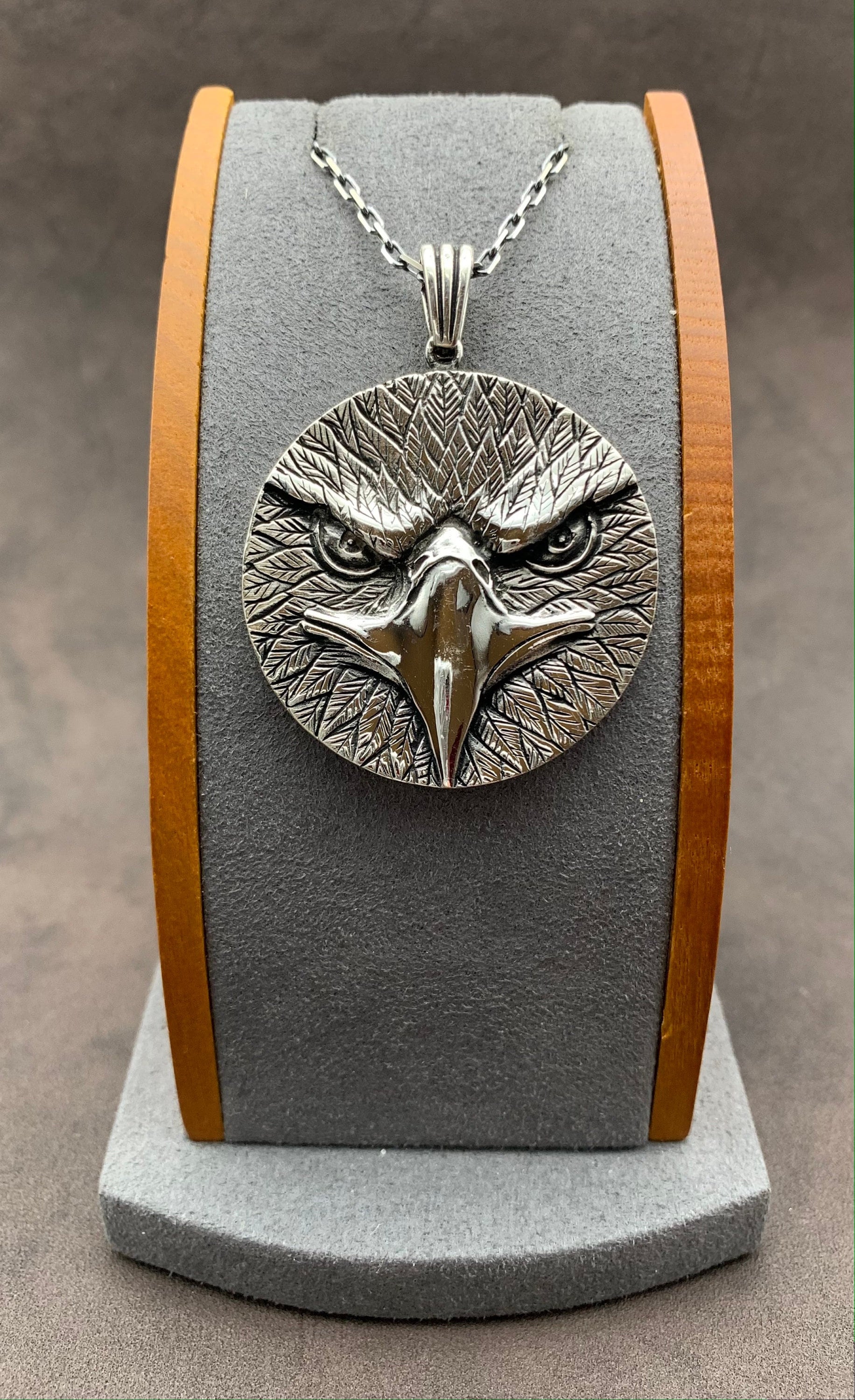 First Arrow's Size Small Silver Chain With Medicine Wheel
