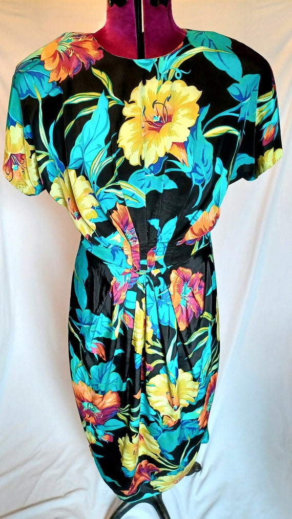 Hibiscus - 1980s Tropical Print Dress Shoulder Pa… - image 5