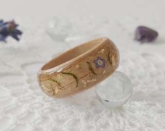 Forget-Me-Not Bentwood Ring – Beech Wood Band - Nature Inspired Wedding - Moss & Gold Details