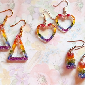 Pride Earrings - Rainbow Earrings - Lesbian Pride Earrings - LGBT Earrings - Small Heart Earrings - Real Flower Earrings - LGBT Flag