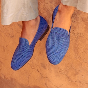 Handgeweven raffia loafers voor heren | Marokkaanse ambachtelijke schoenen | Milieuvriendelijke vrijetijdsinstapschoenen | Blauwe raffia loafers