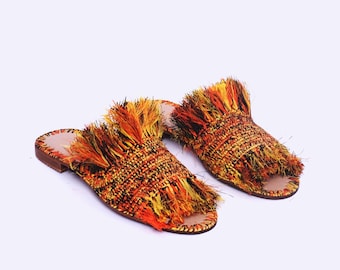 Handwoven Raffia Sandals: Bohemian Leather Sole Sustainable Footwear