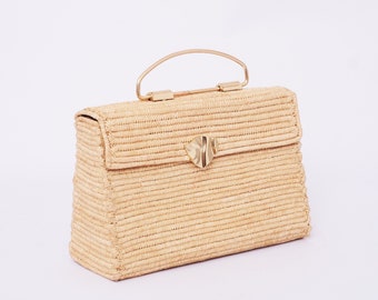 Handmade Raffia Shoulder and Handbag - Eco-Friendly and Durable - Sustainable and Stylish Handmade Raffia Bag