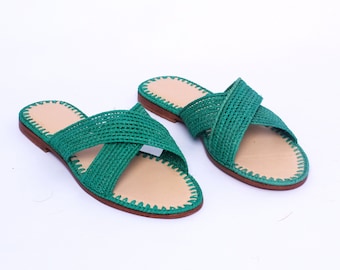 Handmade Raffia Sandals: Moroccan Leather Sole, Bohemian Style