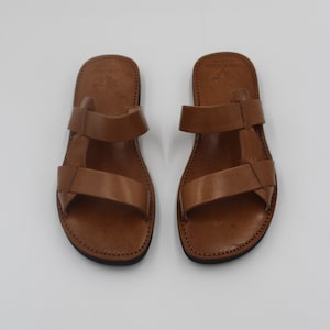Handmade Brown Leather Huarache Sandals: Elegant Gladiator Beach Shoes