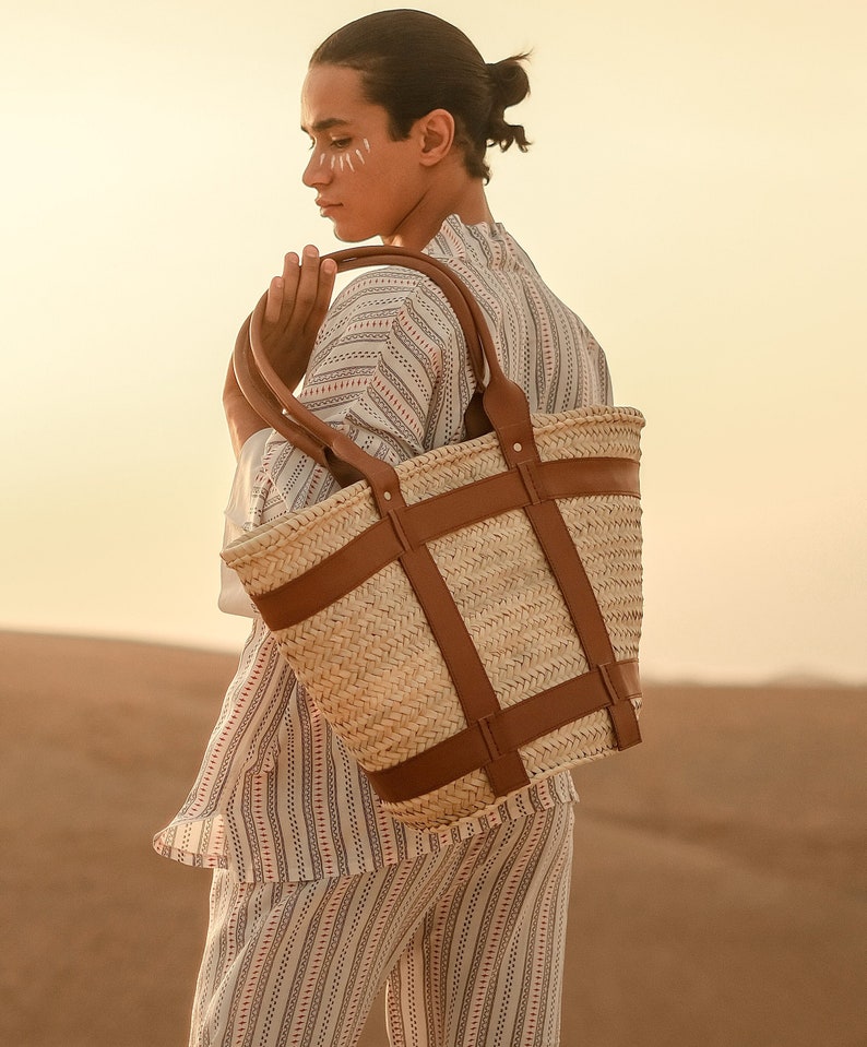 Straw Tote Bag - Large Natural Woven Bohemian Market Bag | Spacious Summer Beach Shoulder Bag | Boho Chic Eco-Friendly Handbag | Perfect Gift for Her