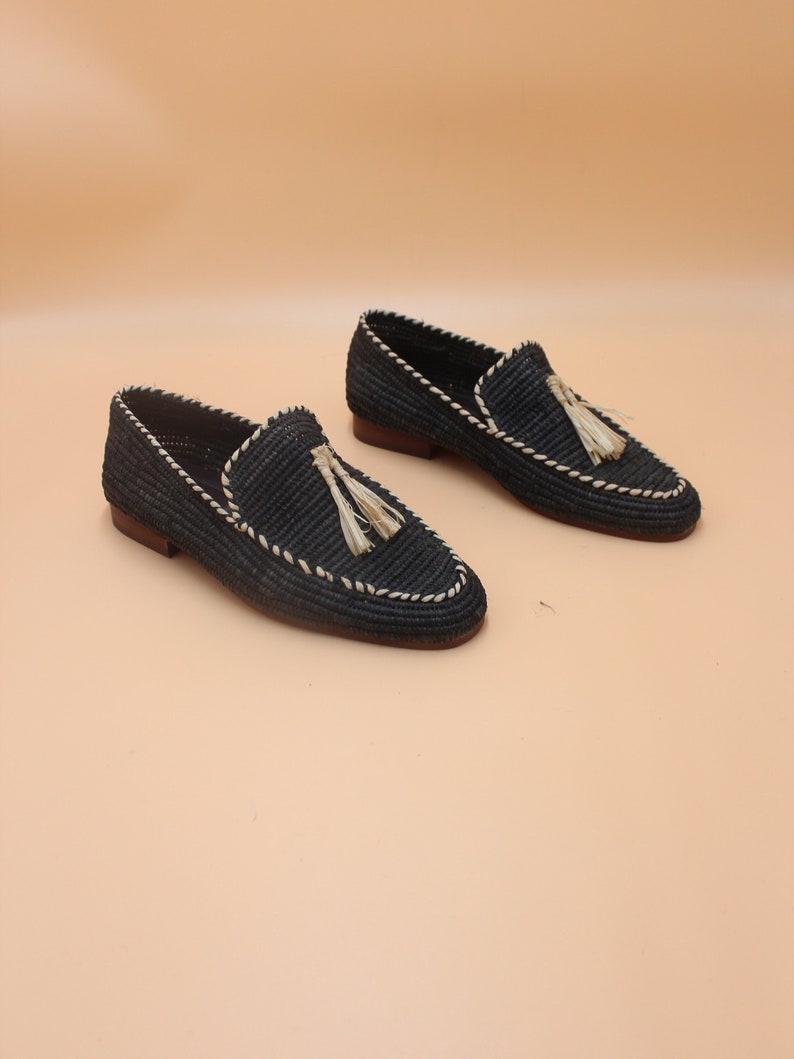 Handcrafted Men's Raffia Loafers - Eco-Friendly Natural Fiber Slip-On Shoes - Sustainable Artisanal Footwear - Elegant Black with Cream Accents