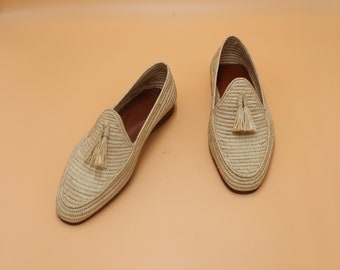 Mocassins à pampilles en raphia beiges pour homme - Chaussures sans lacets en raphia fabriquées à la main - Chaussures élégantes en fibre de raphia naturel - Chaussures d'été polyvalentes