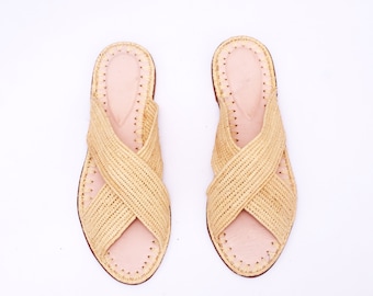 Women's Shoes-Raffia sandals-Flat sandals-Handmade Sandals-Open toe Sandals-Raffia Slide-Birthday Gift